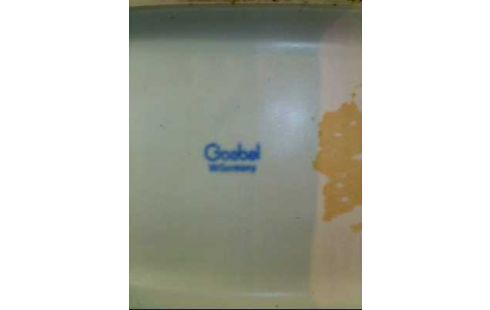 PFERDESTATUE <GOEBEL> KERAMIK WEIß KL.DEF.