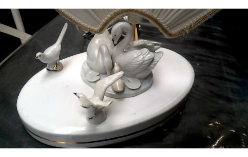 LAMPADAIRE BLANCHE PORCELAINE