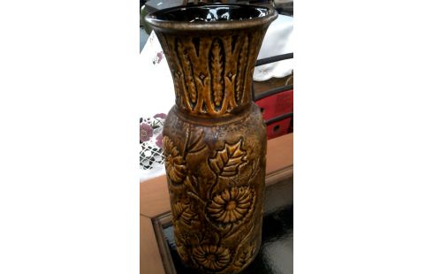 JARRÓN AÑADA PARDO FLOR