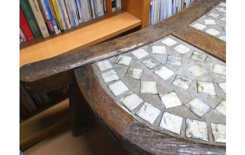 TABLE BASSE BOIS ET PIERRE SUR ROULETTES