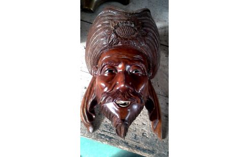 MASKER OOSTERS HOUT
