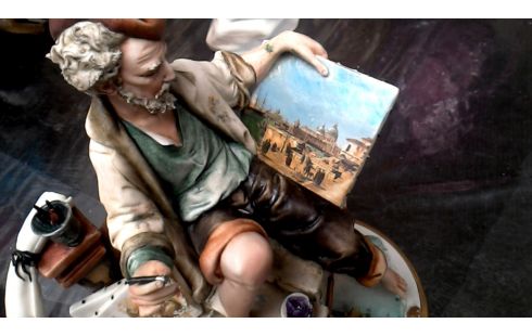 STATUE CAPO DI MONTE PORCELAINE