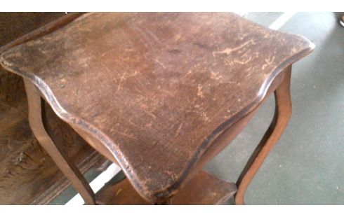 TABLE D'APPOINT ART DECO. ORME