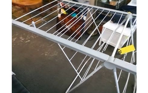 SECHOIR A LINGE PLIANT