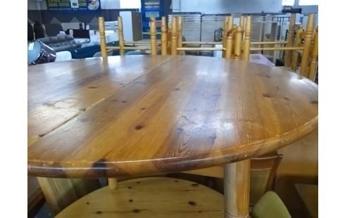 TABLE RONDE EN PIN AVEC ALLONGE INTERIEURES (EN L'ETAT)