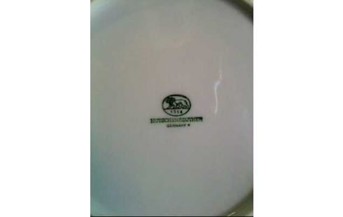 PORZELLANSERVICE WEIß <HUTSCHENREUTHER> 27T.