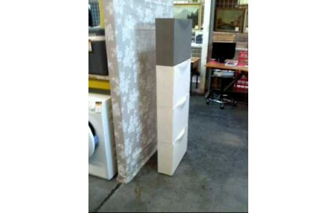 MEUBLE A CHAUSSURES PLASTIQUE