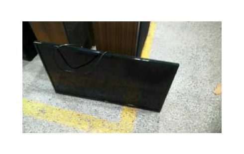 TELEVISEUR SANS TELECOMMANDE SANS PIED