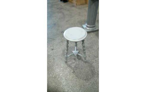 TABOURET GRIS