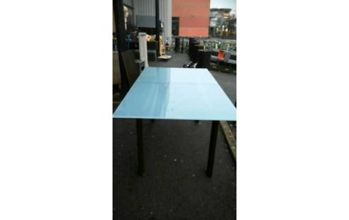 TABLE A PIED PLATEAU ALL INTEGREE