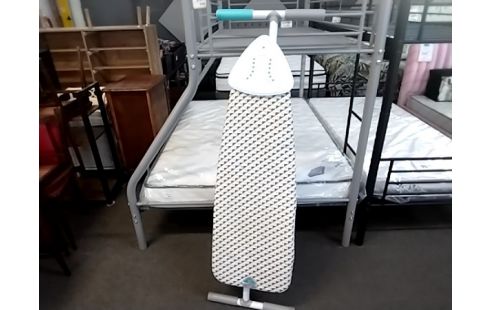 TABLE A REPASSER KLINDA