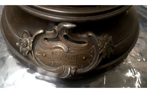 STATUE LAITON MOREAU