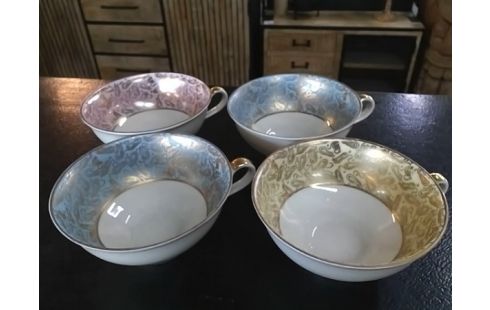 LOT DE 4 TASSES BAVARIA