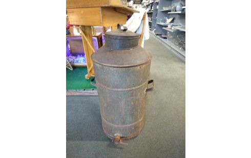 DECORATION BIDON ANCIEN