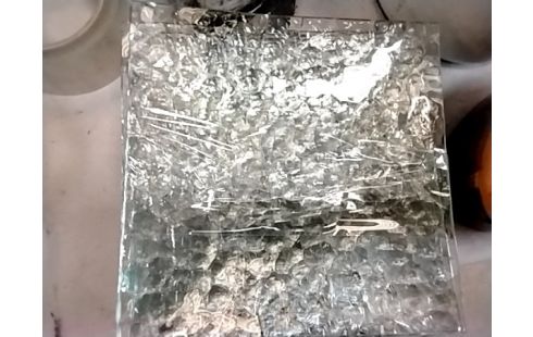 LOT DE ASSIETTES CARRE