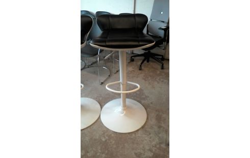 PAIRE DE TABOURETS DE