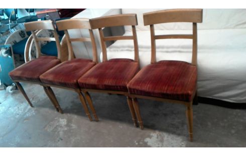 LOT DE 4 CHAISES