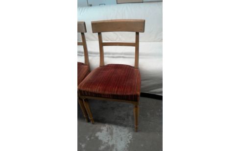LOT DE 4 CHAISES