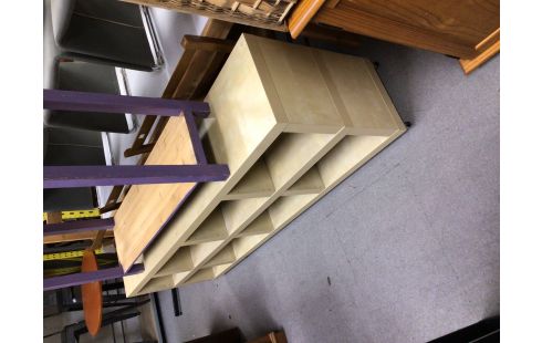 MEUBLE TV IKEA GRAND MODELE SUR ROULETTES