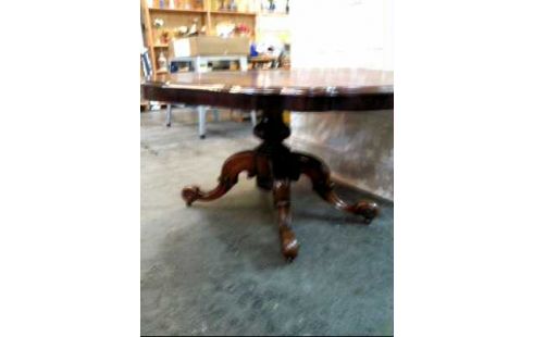 TABLE NOYER DECORE ANTIQUE