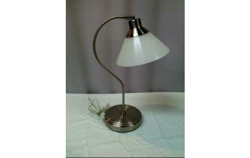 TISCHLAMPE SCHIRM WEIß SILBERFARBEN