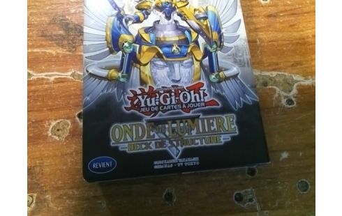 DECK DE STRUCTURE YU GI OH ONDE DE LUMIERE