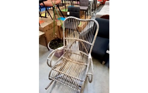 ROCKING CHAIR ROTIN