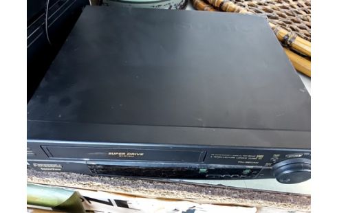 MAGNÉTOSCOPE PANASONIC SANS TLC