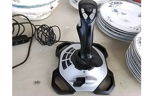 JOYSTICK SIMULATION LOGITECH