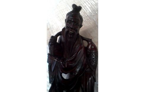 ESTATUA, , MADERA PEQUEÑO HOMBRE MET, , PEZ