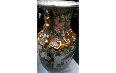 VASE CHINESISCH