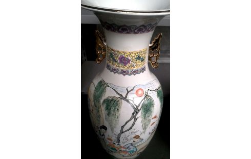 VASE CHINESISCH WEISS