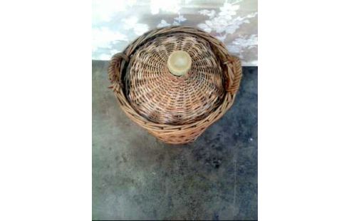 KORBFLASCHE MIT DECKEL