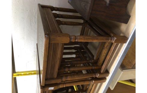 TABLE GIGOGNES LOT DE 3 CHENE MOYEN