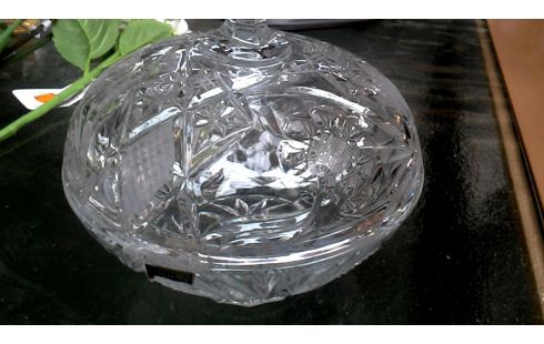 JARRÓN CON TAPA CRISTAL