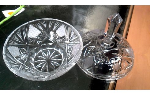 JARRÓN CON TAPA CRISTAL