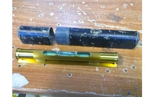 NIVEAU ANCIEN LAITON