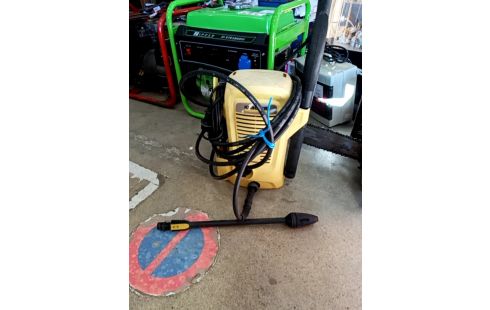 NETTOYEUR HAUTE PRESSION KARCHER + ACC