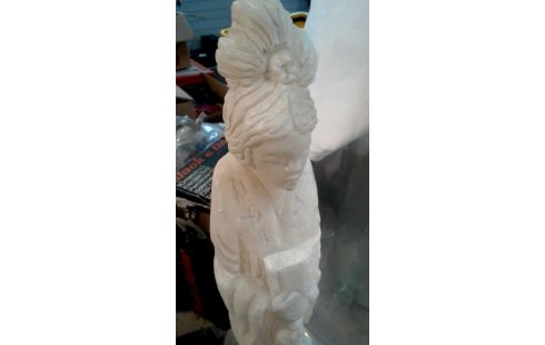 ESTATUA MUJER ALABASTRO ORIENTAL LA UNIDAD