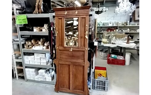 PORTE MANTEAU MURAL D’ENTRÉE