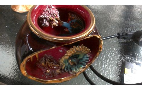 LAMPADAIRE VINTAGE ROUGE OR PORCELAINE