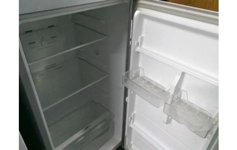 REFRIGERATEUR CONGELATEUR VALBERG 198L + 53L (MANQUE 2 SUPPORTS)