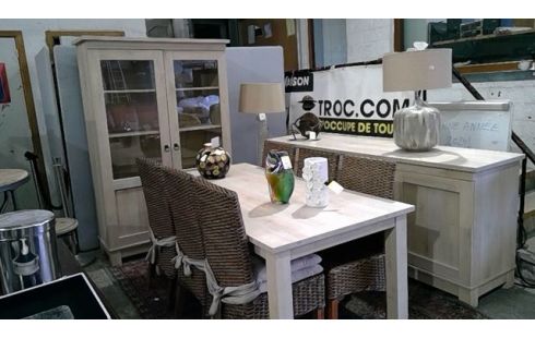 COMEDOR., , MUEBLE BAJO.