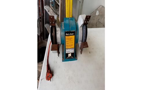 MEULE TOURET BLACK ET DECKER