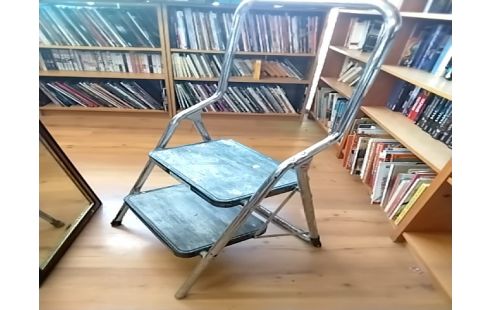 ESCABEAU Marches état moyen