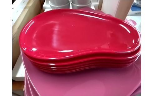ASSIETTE Pm plastiques rouges lot