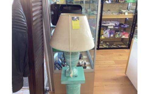 COLONNE BLEUE + LAMPE