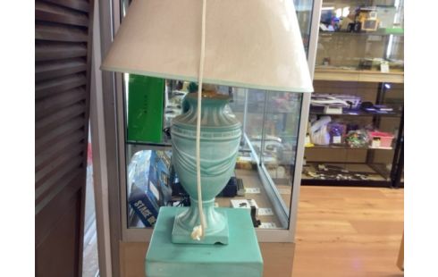 COLONNE BLEUE + LAMPE