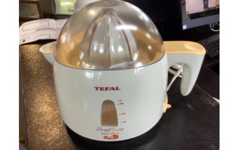 PRESSE FRUIT TEFAL ÉLECTRIQUE