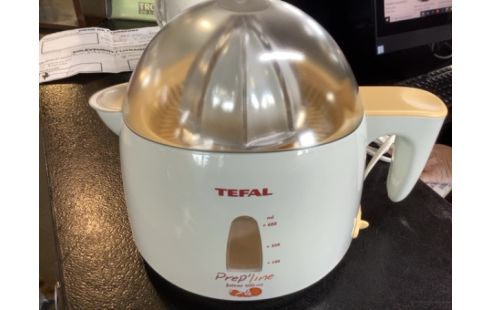 PRESSE FRUIT TEFAL ÉLECTRIQUE